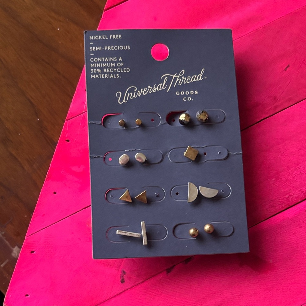 Universal Thread Mixed Metal Earring Set
